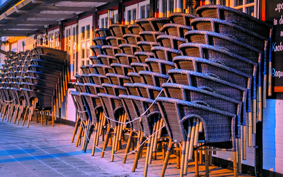 αναζητώντας-συνταγή-στήριξης-561254320