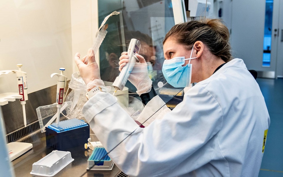 βρετανικό-στέλεχος-η-μετάλλαξη-της-με-561249619