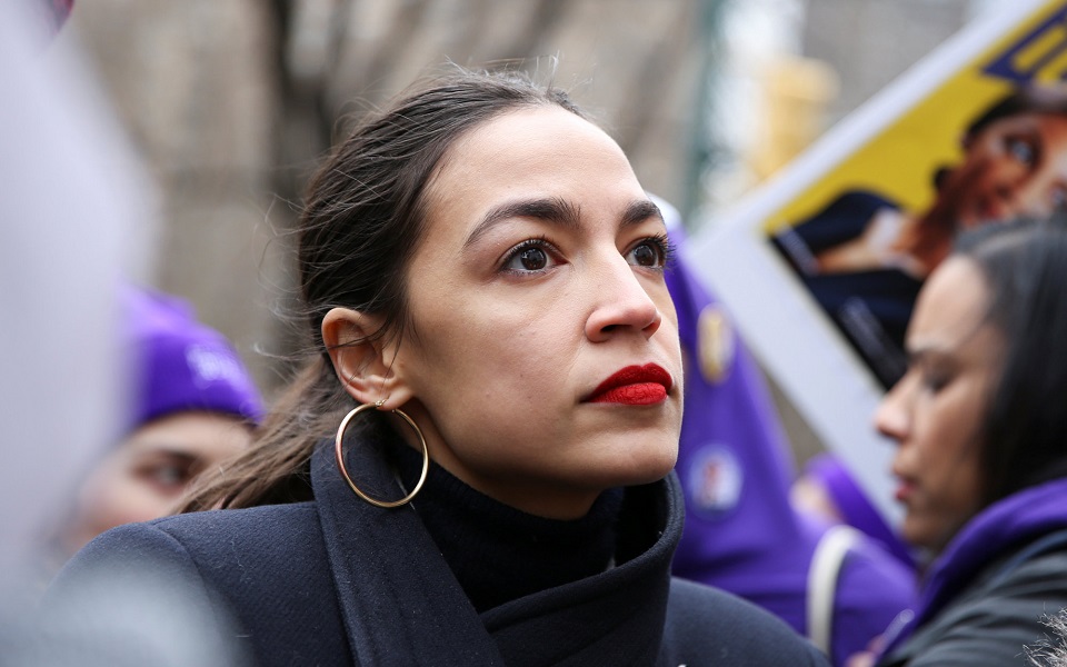 ηπα-δημοκρατική-βουλευτής-έχει-δεχθε-561249535