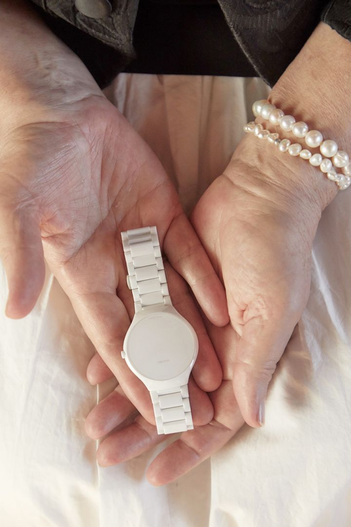 Ένα ρολόι που συγκαλύπτει την ώρα;-4