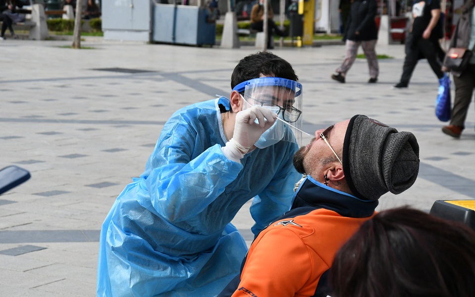 αύξηση-435-στα-κρούσματα-από-την-περασμέ-561279847