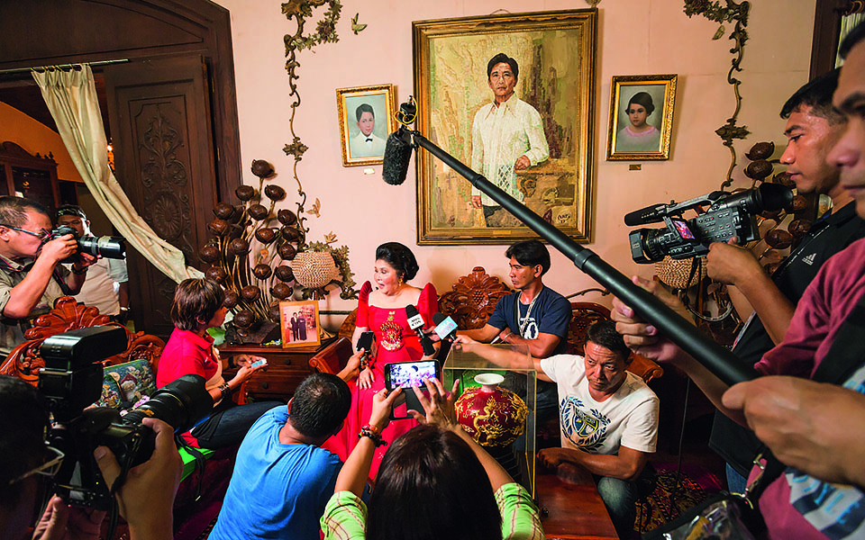 ακολουθώντας-το-φάντασμα-μιας-χούν-561278344