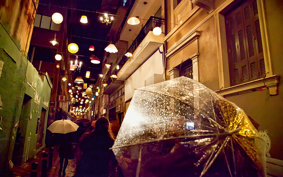 η-γενιά-που-θεωρεί-την-πόλη-σπίτι-της-561274279