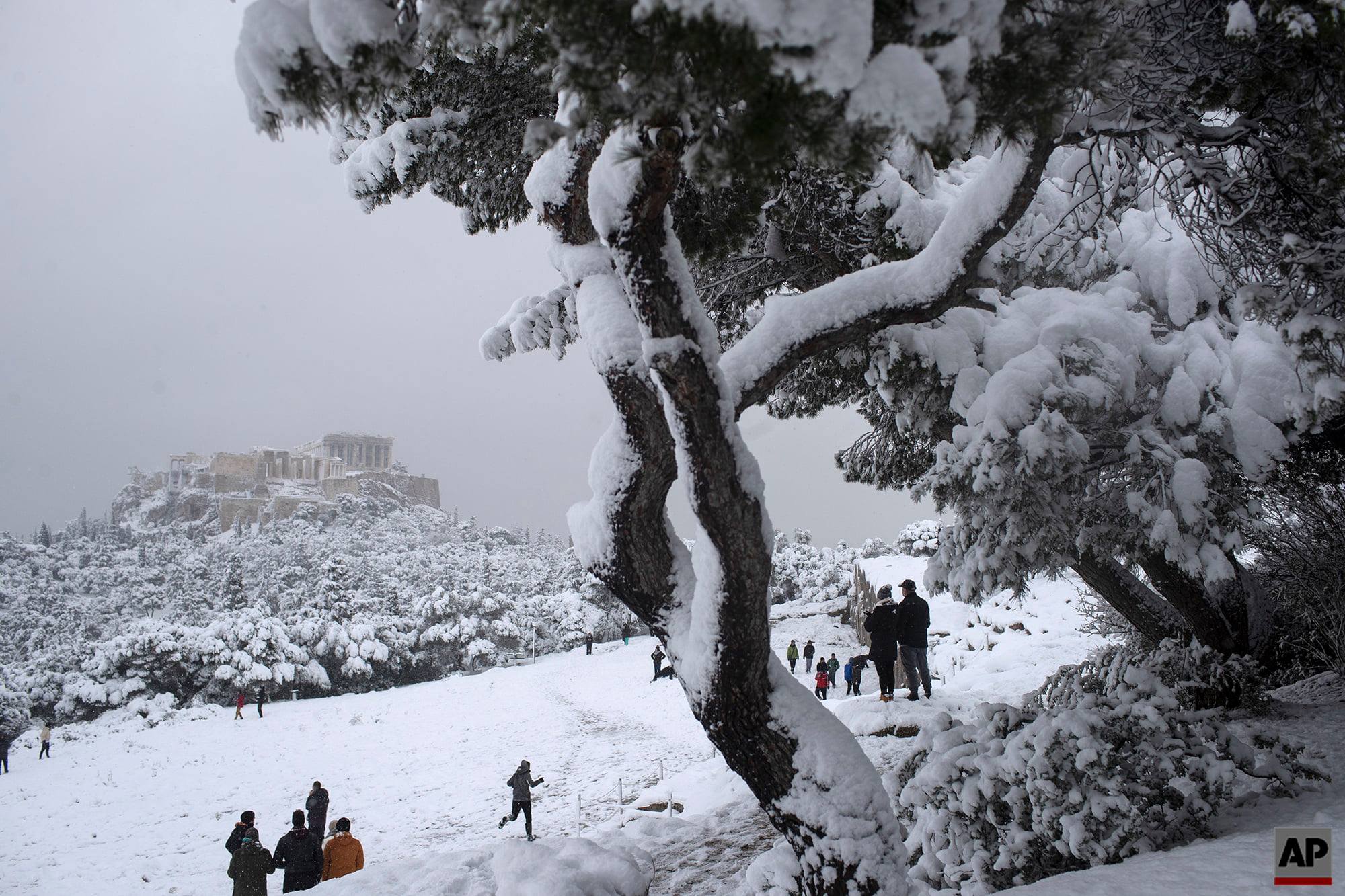 Η Ακρόπολη στα λευκά έκανε τον γύρο του κόσμου-8