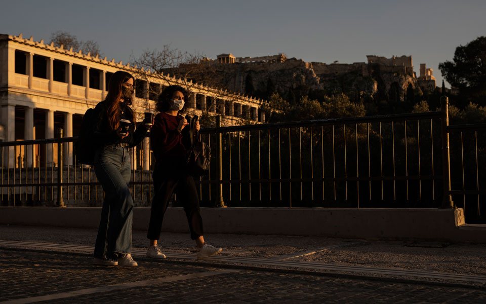 απαγόρευση-κυκλοφορίας-από-τις-6-μ-μ-το-561254299