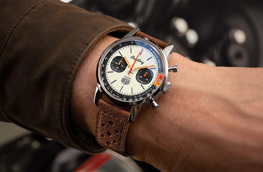 Δεν χρειάζεται να είσαι μηχανόβιος για να φοράς έναν χρονογράφο BREITLING Top Time Deus-7