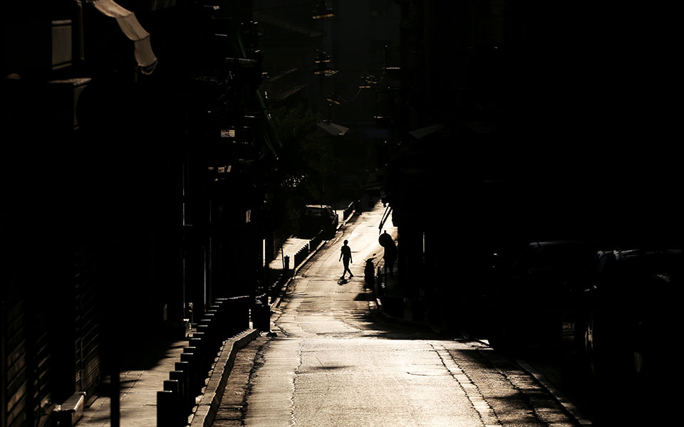 1.496 νέα κρούσματα– 17 θάνατοι – Σε αυστηρό lockdown η Αττική-4