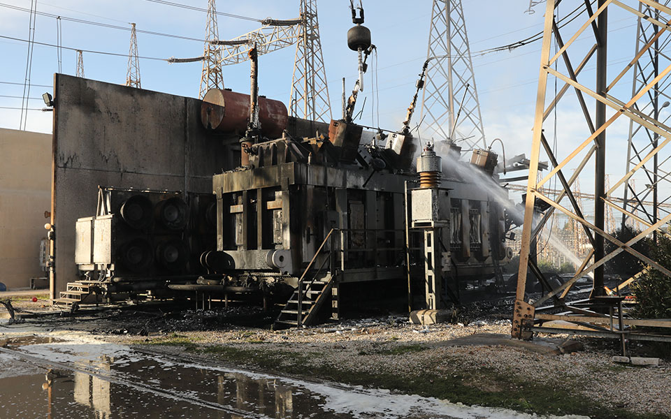 Πυρκαγιά στον υποσταθμό ΔΕΗ: «Καμία ανησυχία για ατμοσφαιρική επιβάρυνση»-3