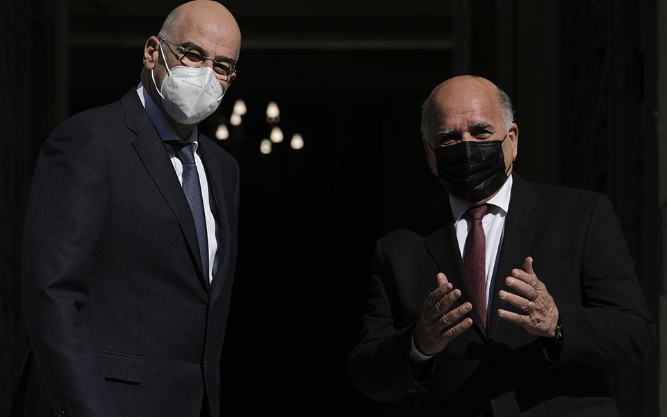 ν-δένδιας-οι-χώρες-να-αποφεύγουν-τους-561262150