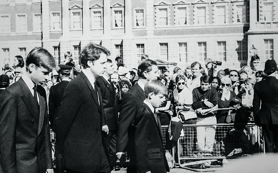 Η πριγκίπισσα του λαού κατέκτησε την αθανασία-2