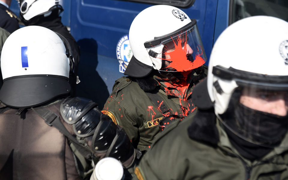 ΑΠΘ: Τριάντα προσαγωγές μετά την επέμβαση της αστυνομίας-2