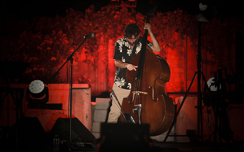 ανα-παραστάσεις-διαδικτυακές-προβ-561266560