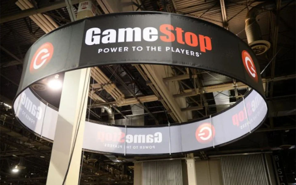 18-δισ-έγιναν-καπνός-από-την-αξία-της-gamestop-561254863
