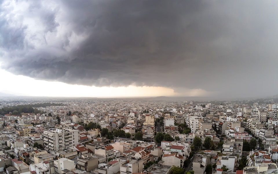βροχές-και-τοπικές-καταιγίδες-την-τρί-561257062
