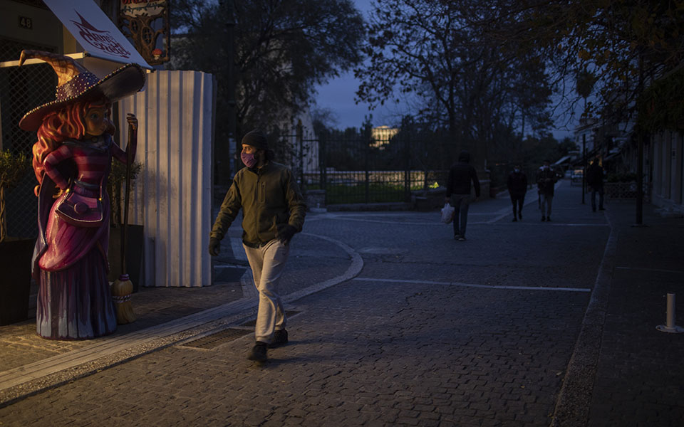 έκτακτη-σύσκεψη-στο-υπουργείο-υγείας-561248158
