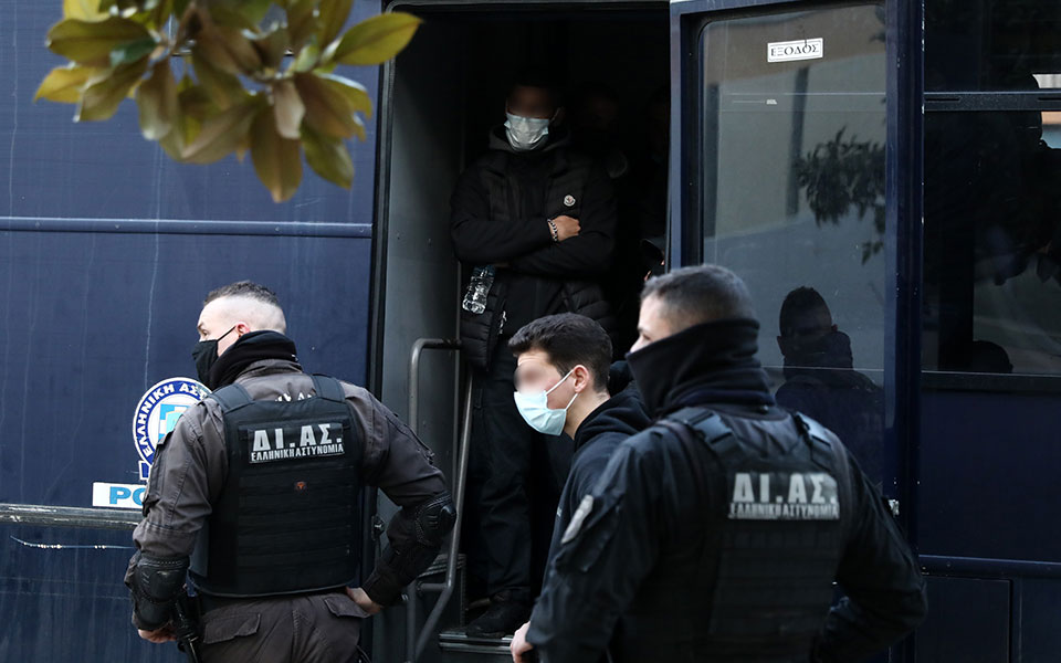 Δεκάδες προσαγωγές σε παρέμβαση υπέρ Κουφοντίνα-2