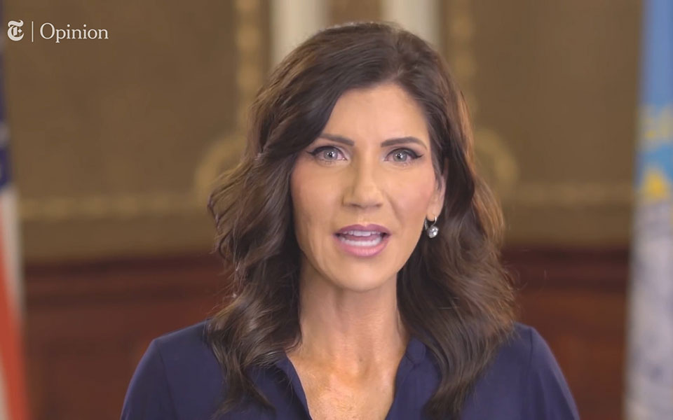 η-κυβερνήτης-της-ν-ντακότα-παρουσίασε-561270715