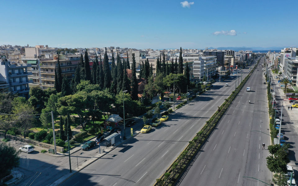 σε-αυστηρό-lockdown-για-18-ημέρες-η-αττική-όλα-561259351