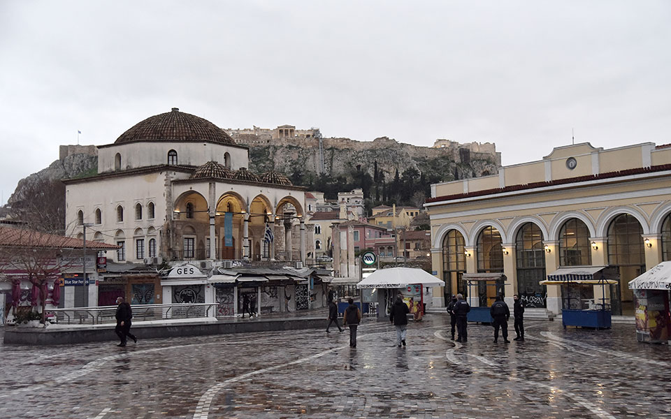 δ-σαρηγιάννης-ήπια-αλλά-συνεχής-μείωσ-561263920