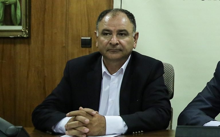 έχασε-τη-μάχη-με-την-covid-ο-πρόεδρος-του-βεπ-561264073
