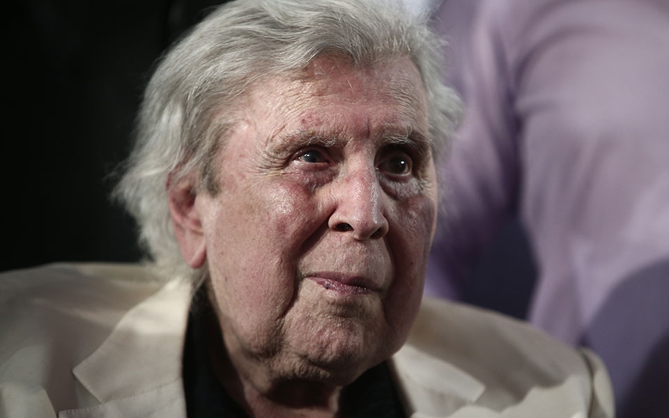 μίκης-θεοδωράκης-για-καλογιάννη-είνα-561261070