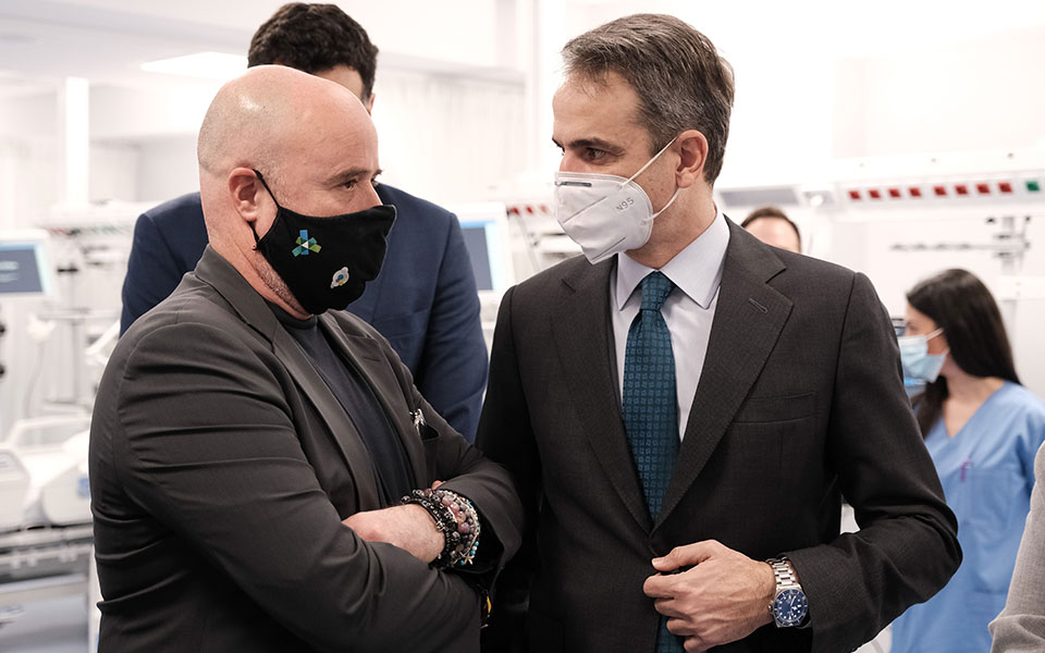 Μητσοτάκης προς υγειονομικούς: Εσείς να δίνετε το παράδειγμα του εμβολιασμού-3