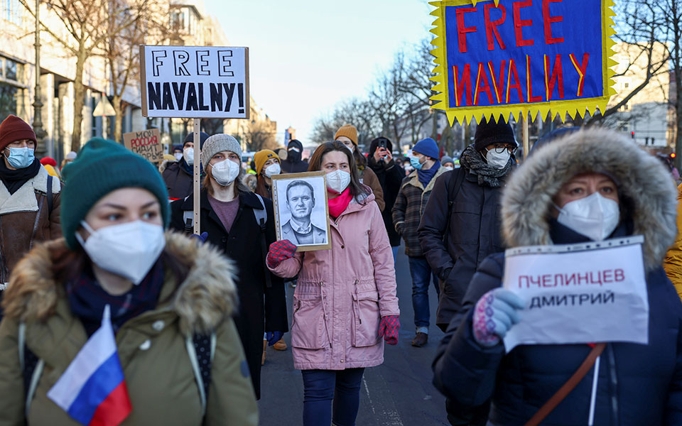 ρωσία-σε-κατ-οίκον-περιορισμό-η-εκπρ-561248833