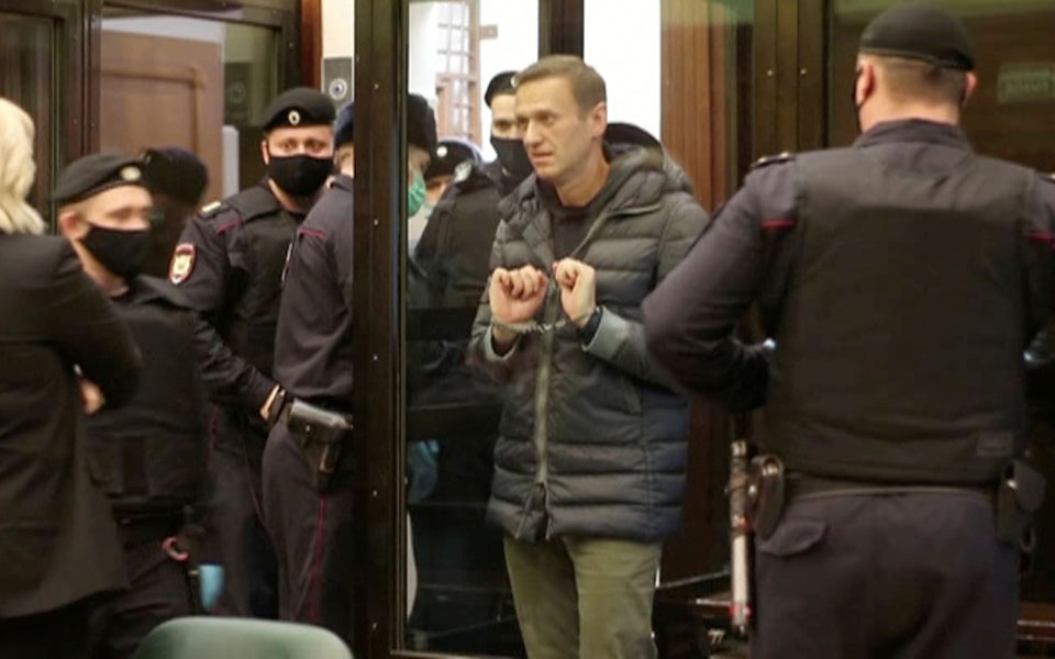 Ρωσία: Φυλάκιση 3,5 ετών για Ναβάλνι-1