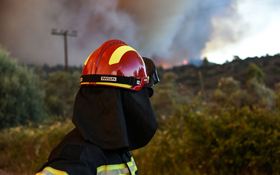 ηράκλειο-οι-ισχυροί-άνεμοι-εμποδίζου-561256330