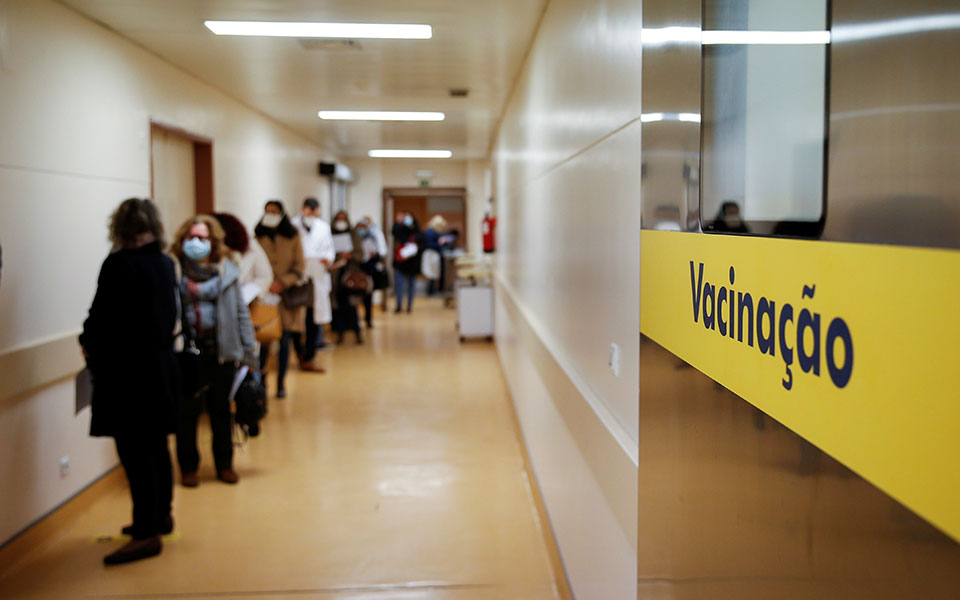 εμβόλιο-astrazeneca-σύσταση-για-χρήση-στους-κάτ-561256531