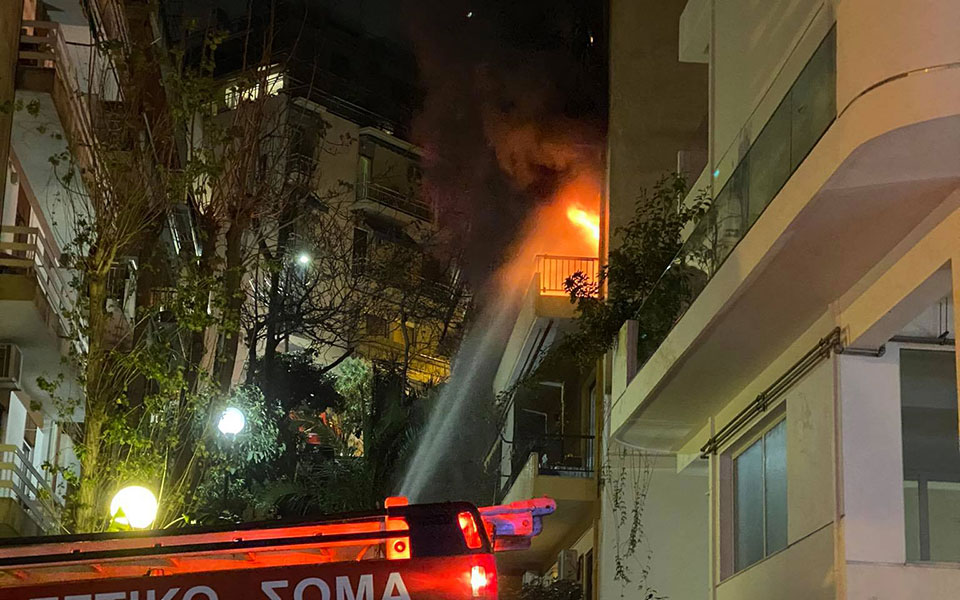 πυρκαγιά-σε-διαμέρισμα-στο-παγκράτι-561272152