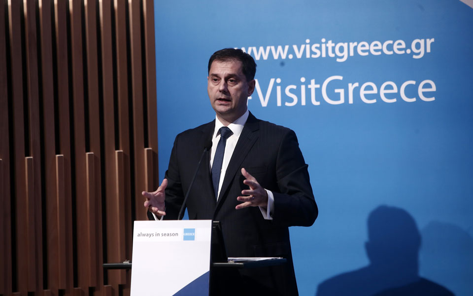 χ-θεοχάρης-στο-mr-ανοιχτά-σύνορα-για-ε-561268105