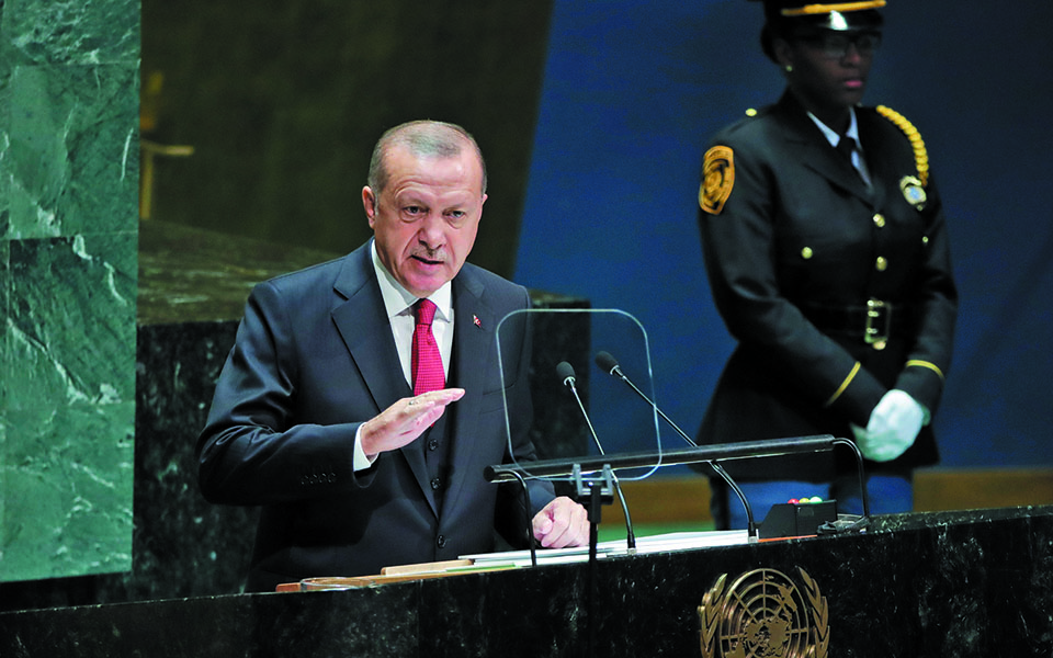 σοβαροί-κίνδυνοι-εξάπλωσης-των-πυρην-561255523