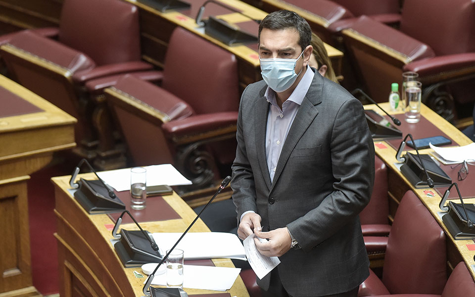 αλέξης-τσίπρας-η-μενδώνη-επέλεξε-να-αυ-561270658