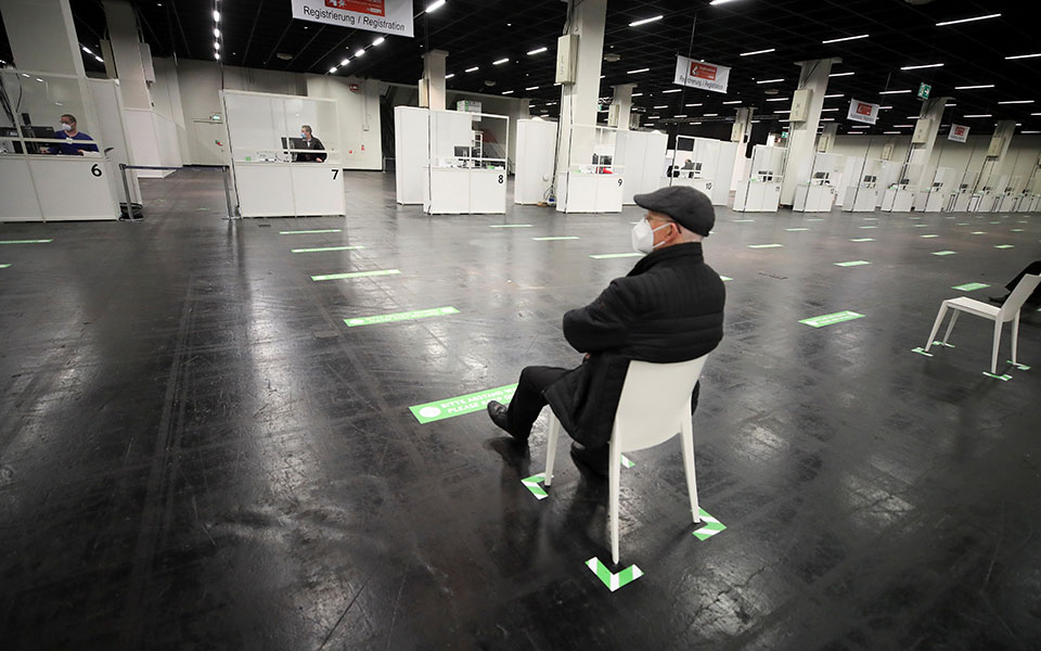 μεταλλάξεις-χρειαζόμαστε-νέα-εμβόλι-561257686