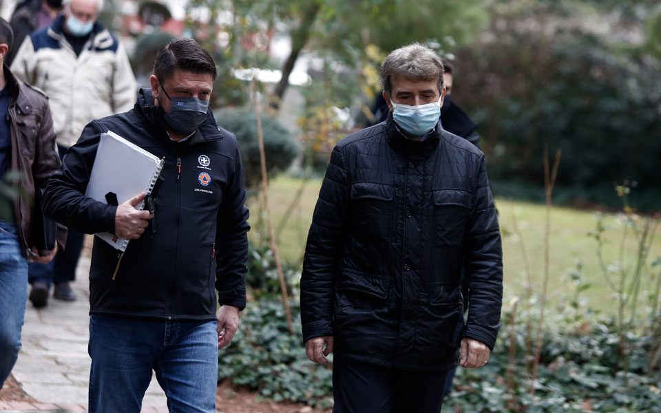 μ-χρυσοχοΐδης-αυτή-η-άμυνα-μας-φέρνει-561259663