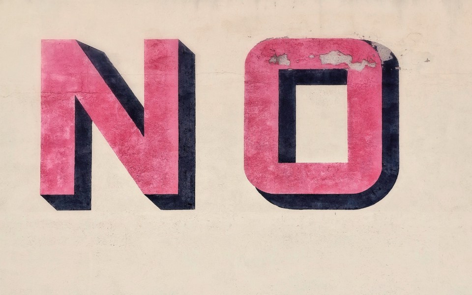 η-βία-στα-χείλη-της-561248851