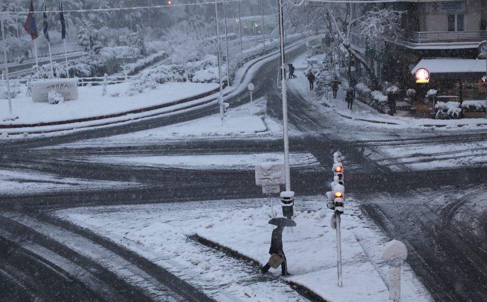 κυρ-μητσοτάκης-για-χιονιά-να-αποφεύγο-561265966