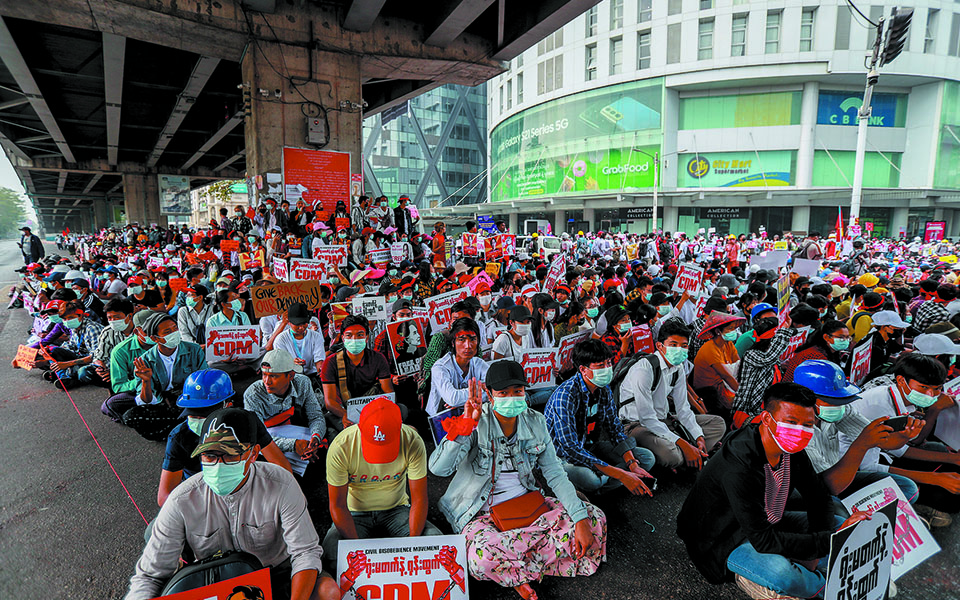 πολιτική-ανυπακοή-κατά-της-χούντας-στ-561271894