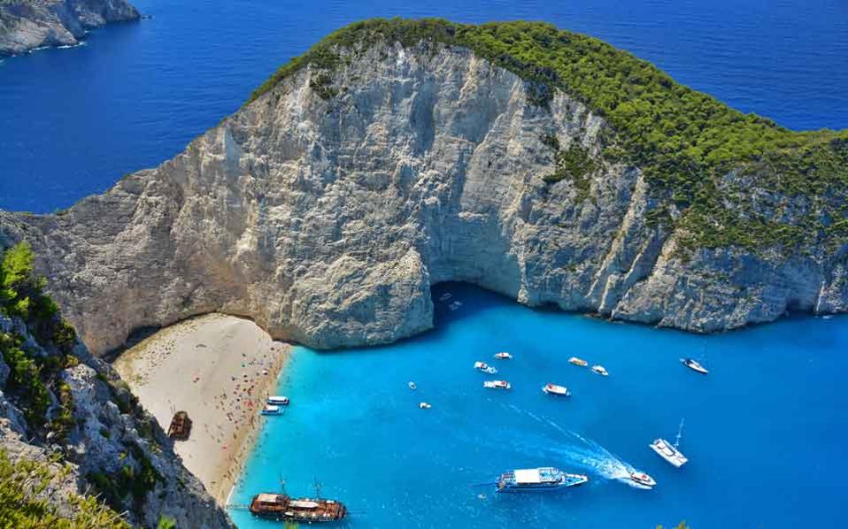 τα-15-ελληνικά-νησιά-που-προτείνει-η-daily-telegraph-561274117