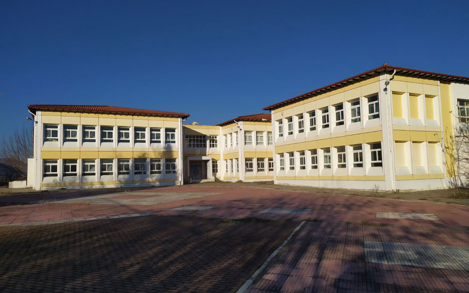 κτίριο-για-το-δημοτικό-σχολείο-δαμασί-561284608