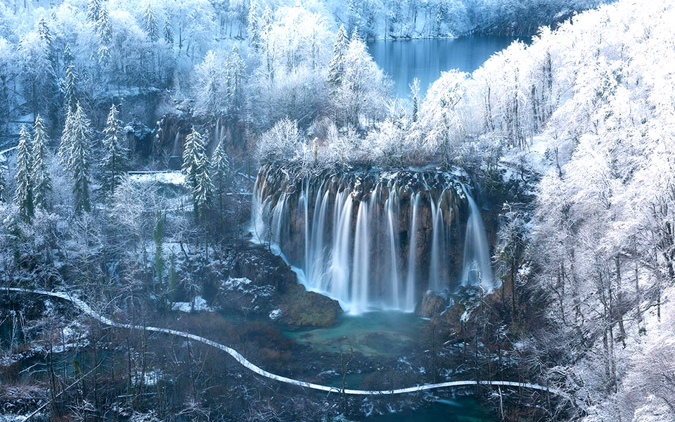 η-φύση-είναι-η-λύση-561291163