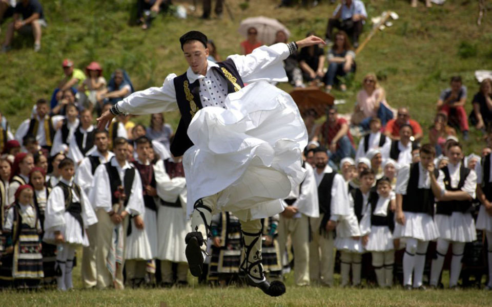 σ-δημητρίου-του-βαγγελισμού-στην-πόβλ-561307327