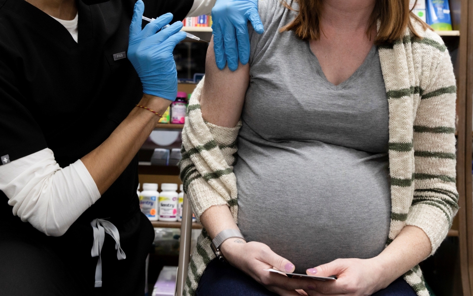 hλ-μόσιαλος-τι-ισχύει-για-τον-εμβολιασ-561282319