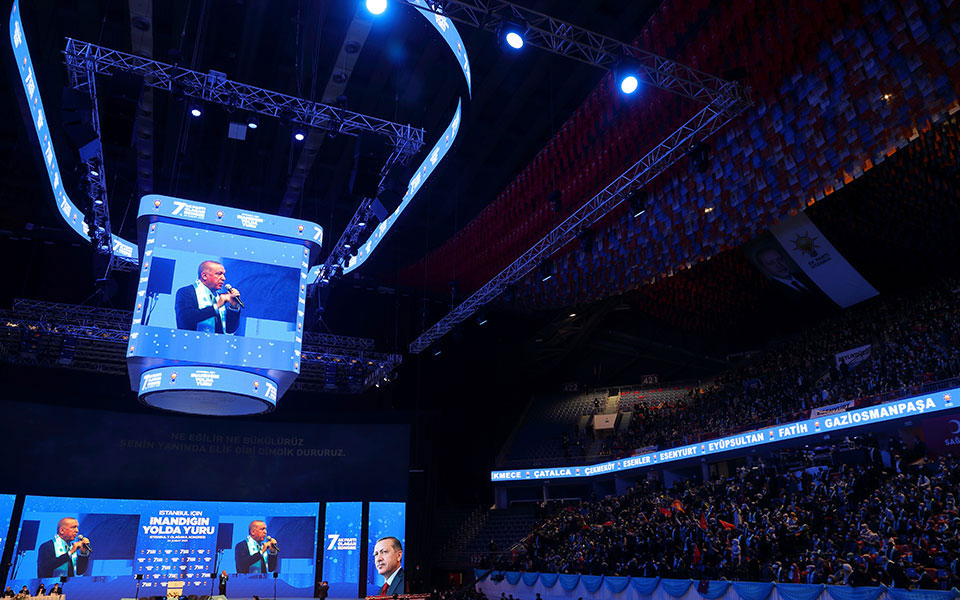 αλλαγή-εκλογικού-νόμου-σκέφτεται-ο-ερ-561282031
