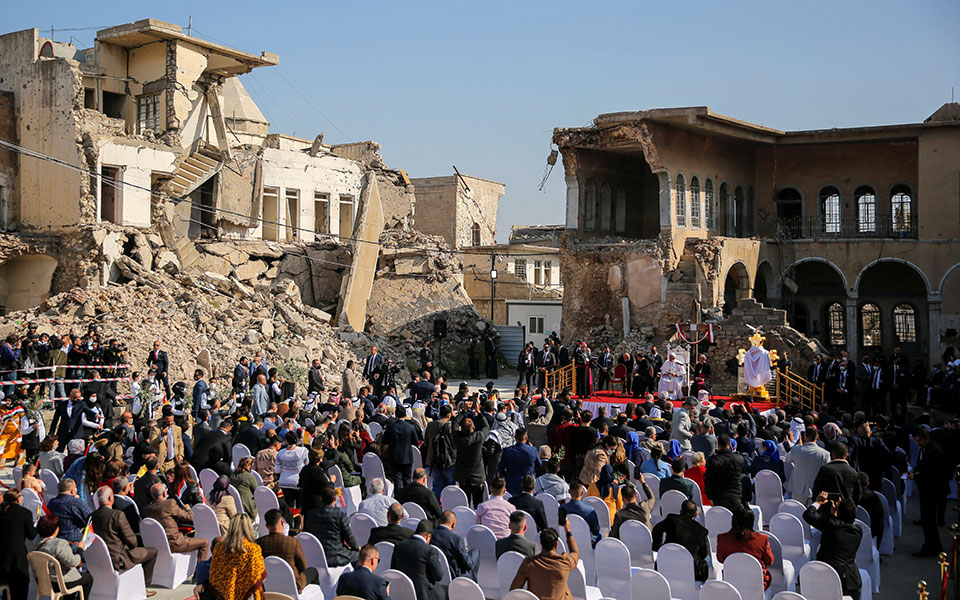στην-κατεστραμμένη-από-τους-τζιχαντι-561287680