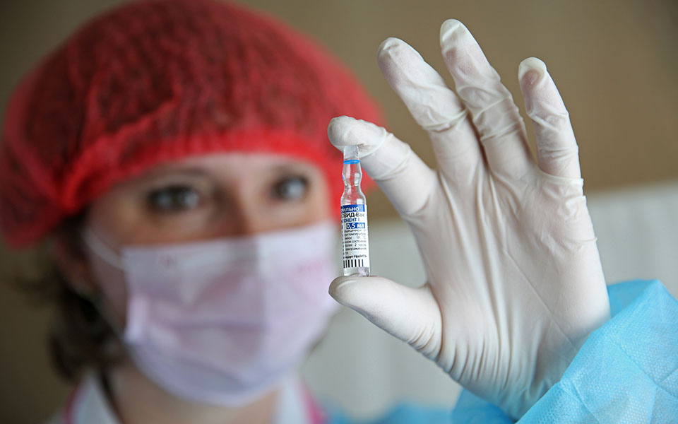 για-προκατάληψη-κατηγορούν-τον-μπρετ-561302941