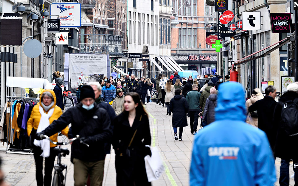 πλήρες-άνοιγμα-μόλις-εμβολιαστούν-οι-561304585