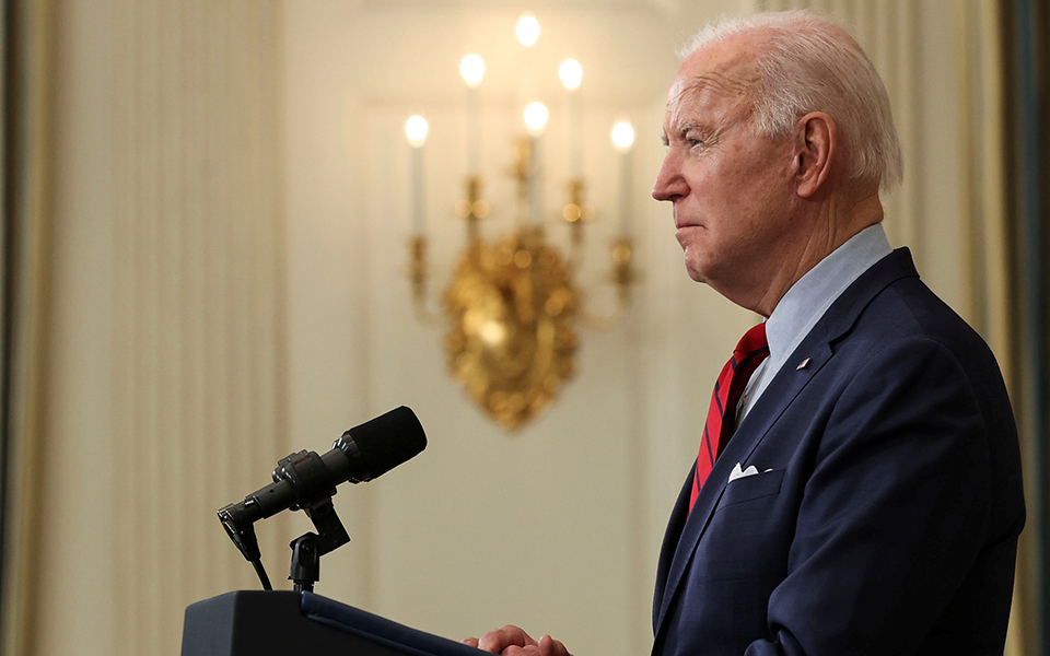 πρώτη-επικοινωνία-μητσοτάκη-με-μπάιν-561304861