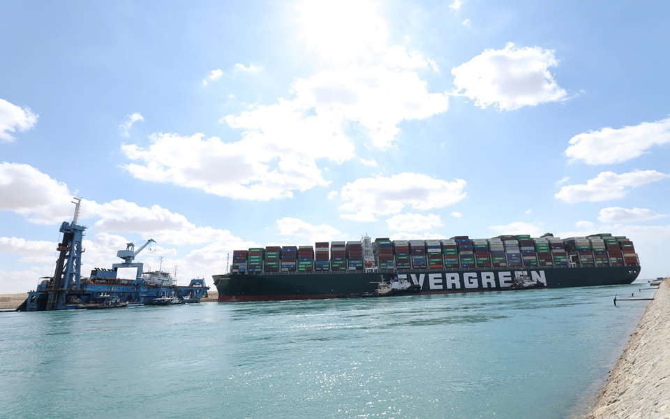 μαραθώνια-μάχη-για-να-ανοίξει-η-διώρ-561309829